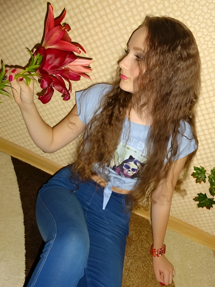 Эмма привлекальеная девушка из Калининграда цена от 2000 руб