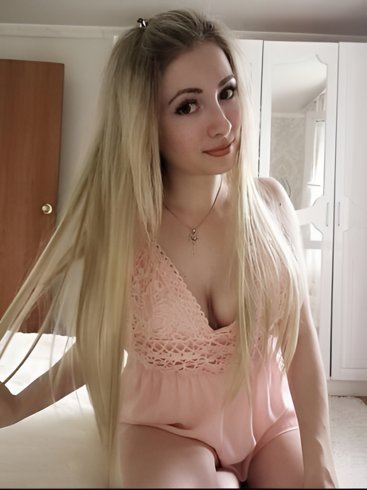 Лейла привлекательная девушка из Калининграда цена от 1500 руб