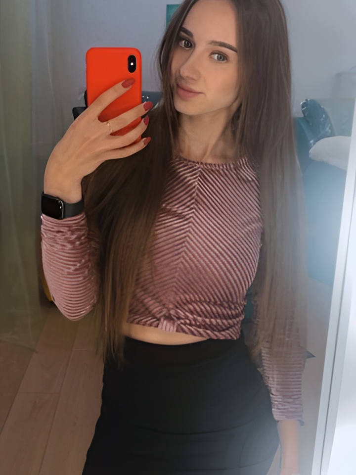 Лея привлекальеная девушка из Калининграда цена от 5000 руб