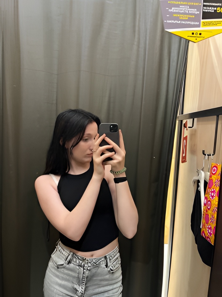 Лина привлекальеная девушка из Калининграда цена от 1500 руб