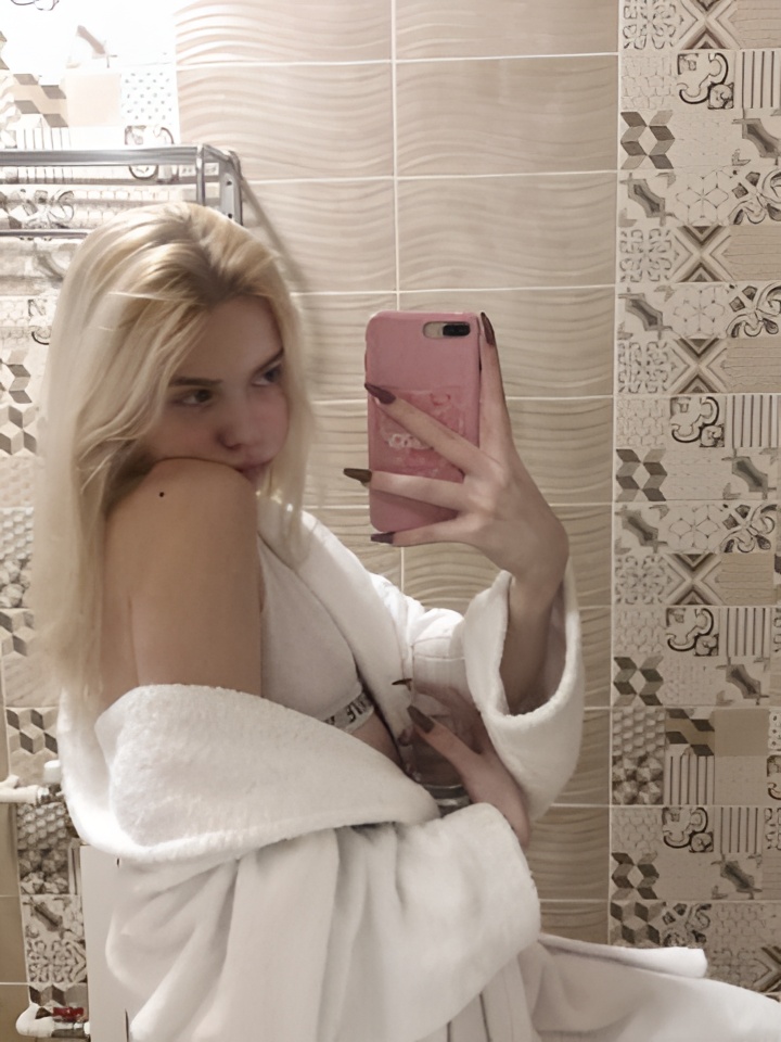 Светлана привлекальеная девушка из Калининграда цена от 5000 руб