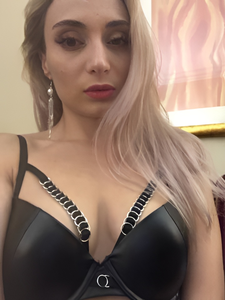 Таня привлекальеная девушка из Калининграда цена от 5000 руб