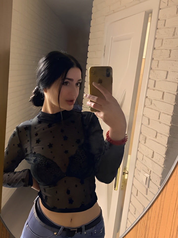 Василиса привлекальеная девушка из Калининграда цена от 5000 руб