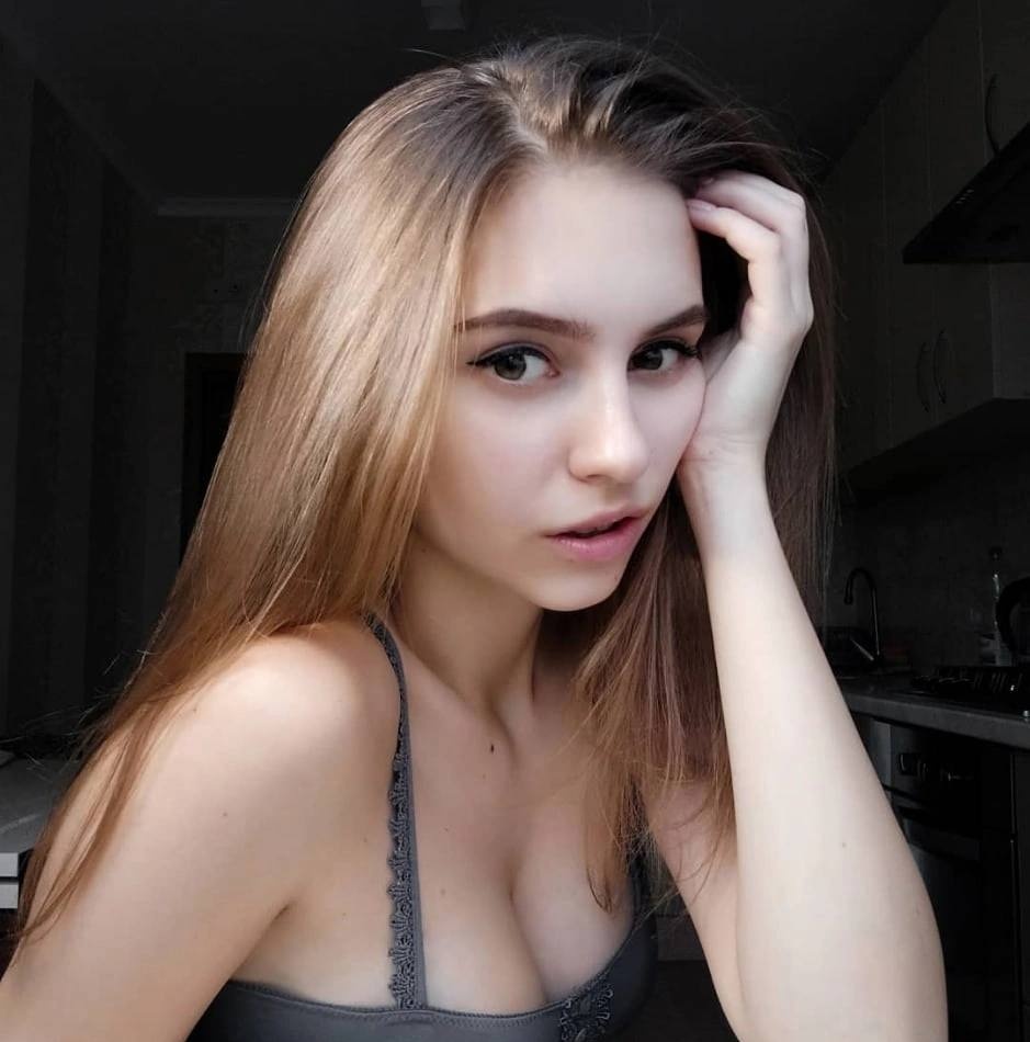 Елизавета привлекальеная девушка из Калининграда цена от 3000 руб