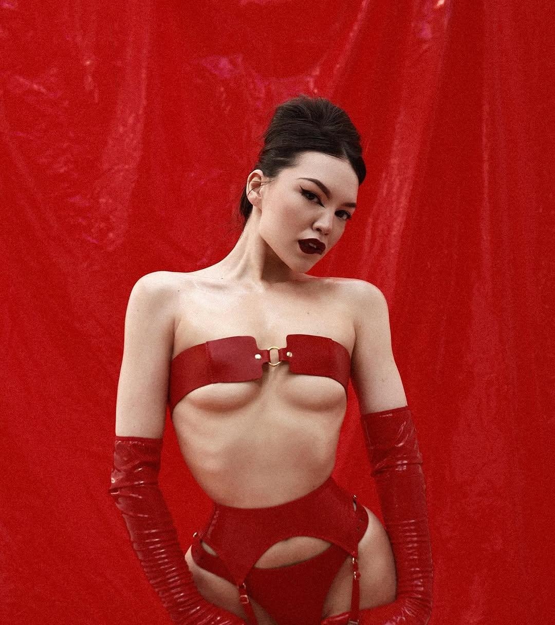 Надежда привлекальеная девушка из Калининграда цена от 7000 руб