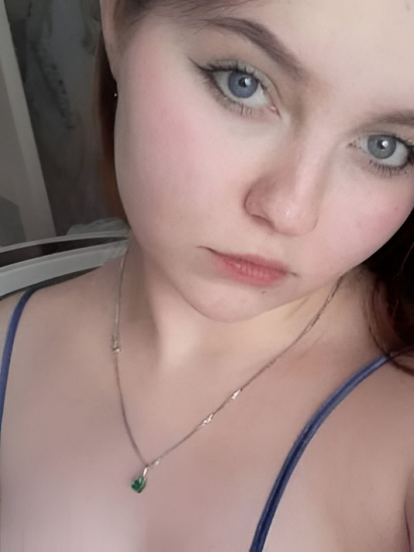 Роксана привлекательная девушка из Калининграда цена от 4000 руб